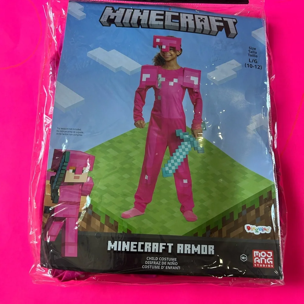 Minecraft Pink Armor Costume‎